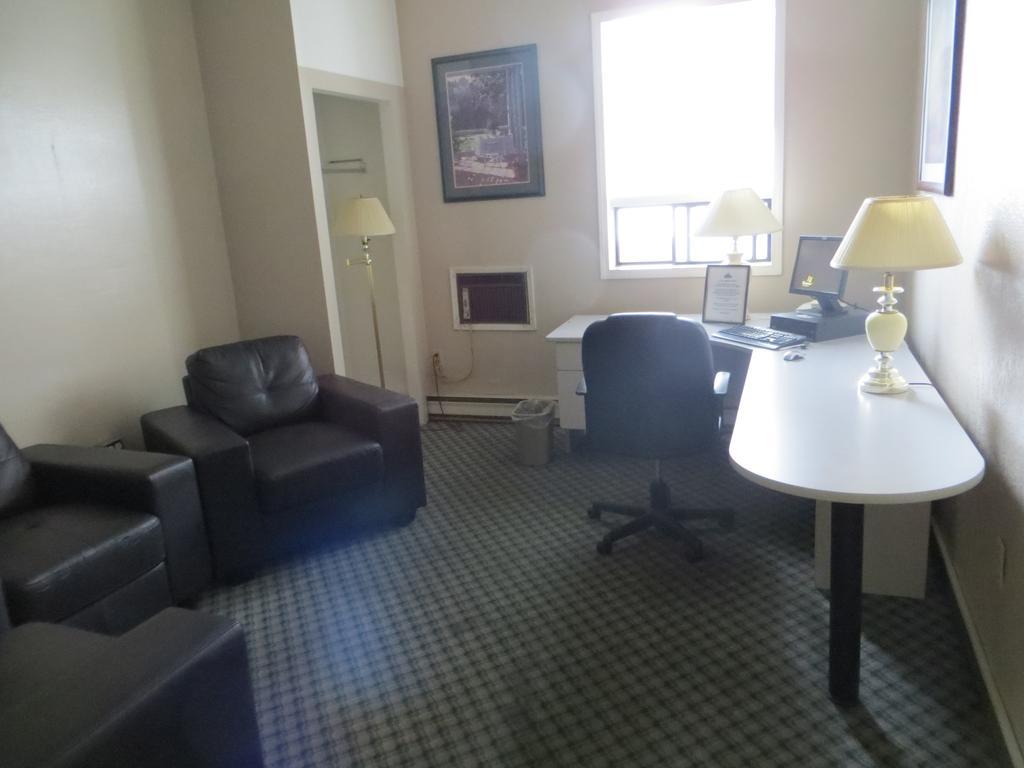 Ba Hotel Ред Дир Экстерьер фото