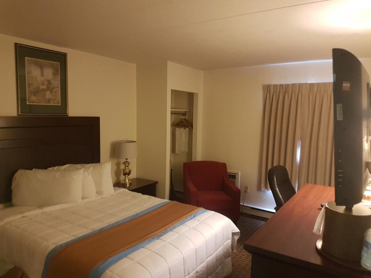 Ba Hotel Ред Дир Экстерьер фото